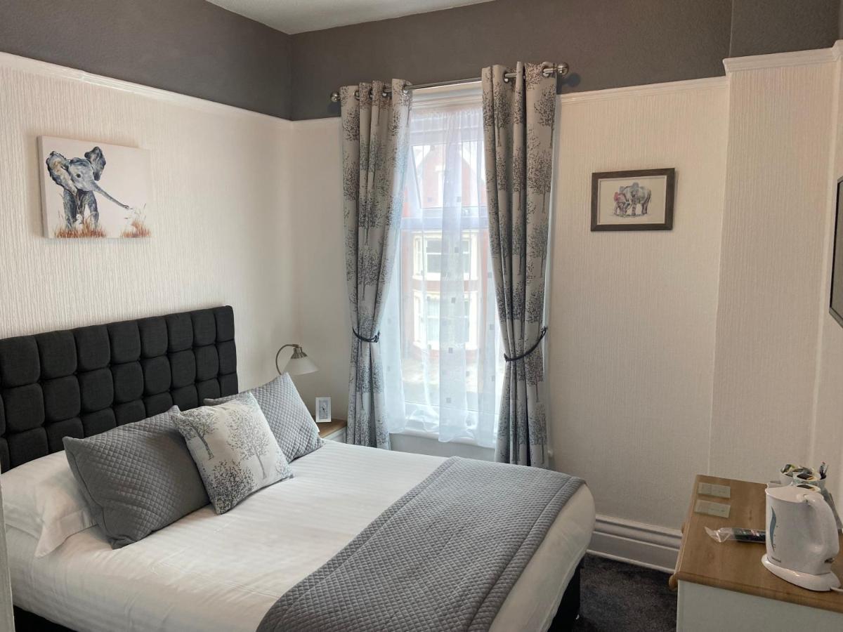 The Beechcliffe Hotel - Over 35'S Only 블랙풀 외부 사진